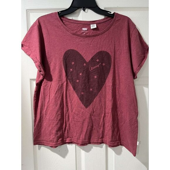 Levi’s Women Retro Red Tee Heart Size XL 100% Cotton - Picture 1 of 9